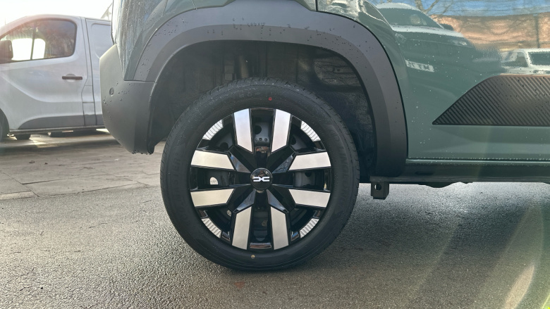 Dacia Spring 27kWh Expression 65 48kW 5dr Auto Electric Hatchback